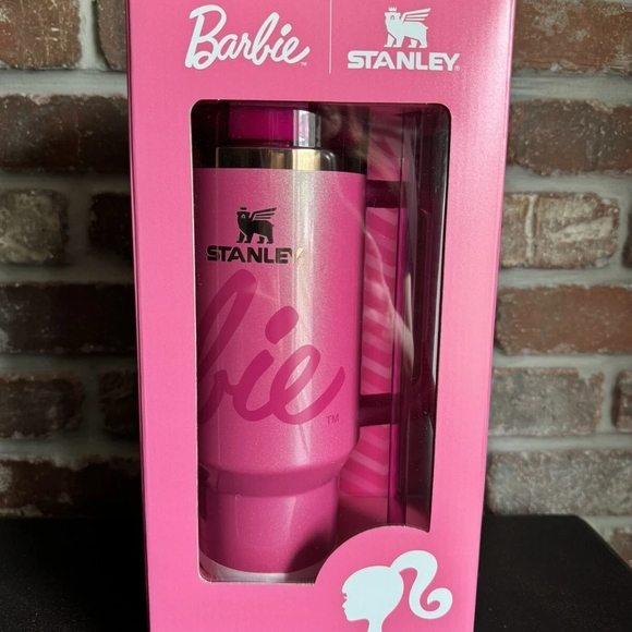 Stanley Barbie Collaboration "Barbie Icon" 40oz Tumbler Limited Edition - Picture 1 of 3